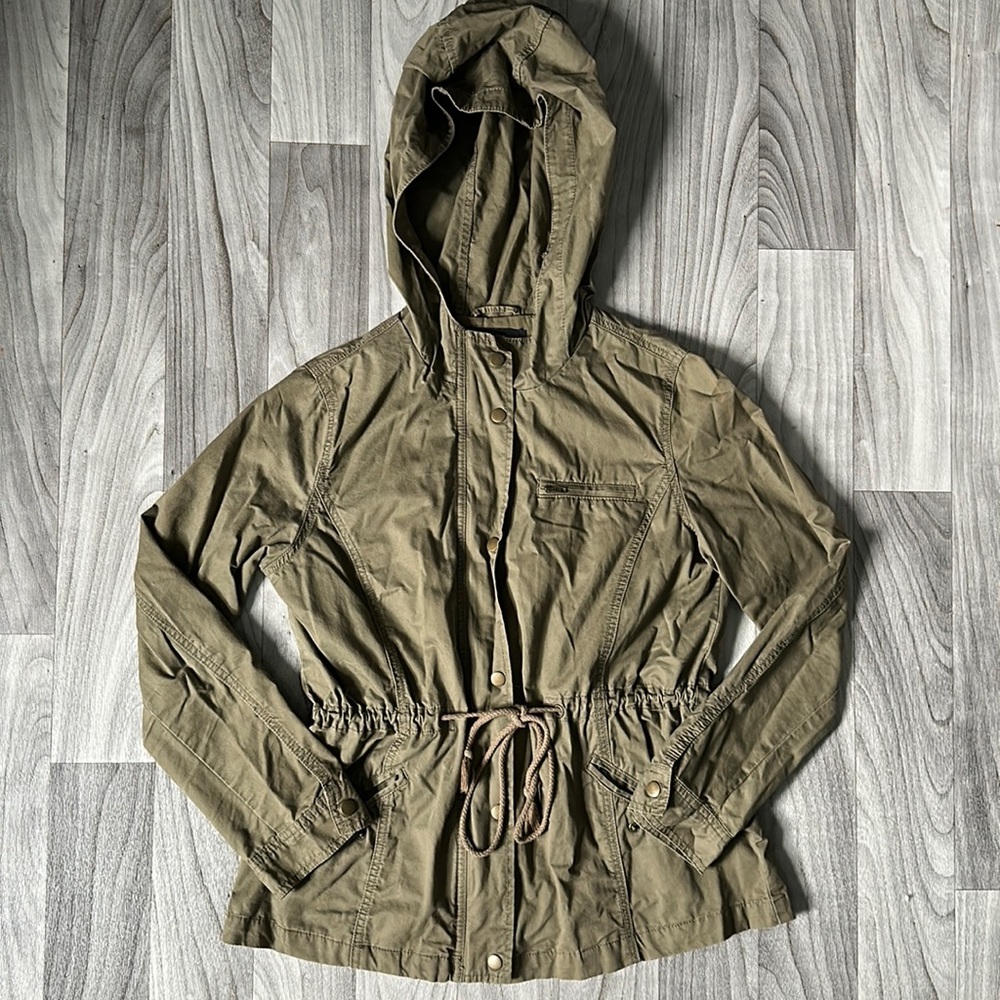 Forever 21 Lightweight Army Green Jacket